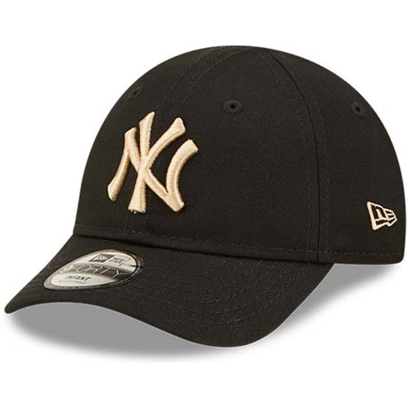 new-era-curved-brim-toddler-9forty-league-essential-new-york-yankees-mlb-black-adjustable-cap-with-beige-logo