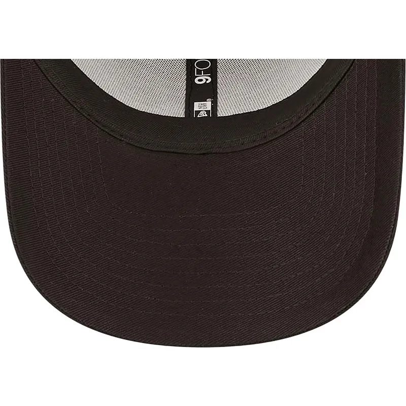 mutzen-gebogen-schwarz-verstellbares-band-9forty-league-essential-der-new-york-yankees-mlb-von-new-era