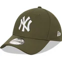 mutzen-gebogen-grun-verstellbares-band-9forty-diamond-era-der-new-york-yankees-mlb-von-new-era