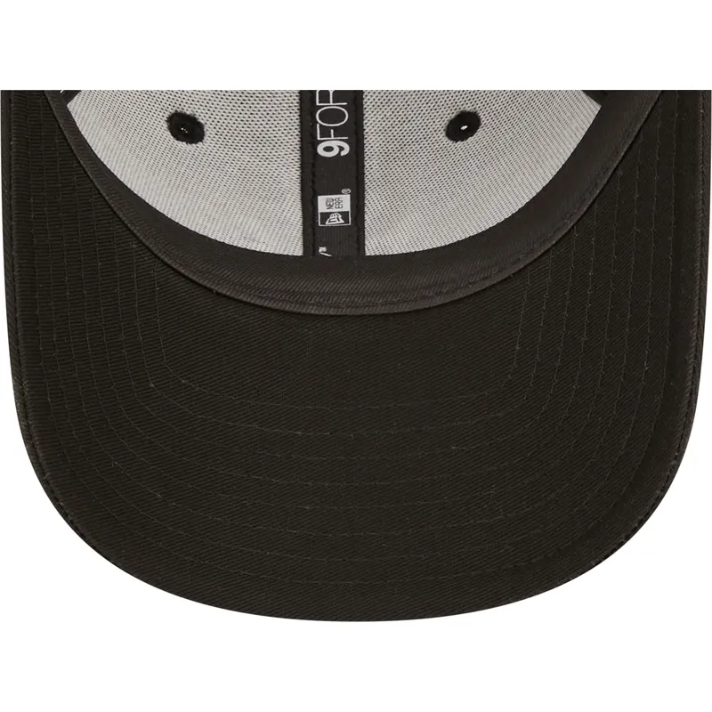 schwarze-gebogene-verstellbare-damenkappe-9forty-monogram-der-new-york-yankees-mlb-von-new-era