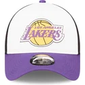 weisse-schwarze-und-violette-trucker-kappe-a-frame-team-colour-der-los-angeles-lakers-nba-von-new-era