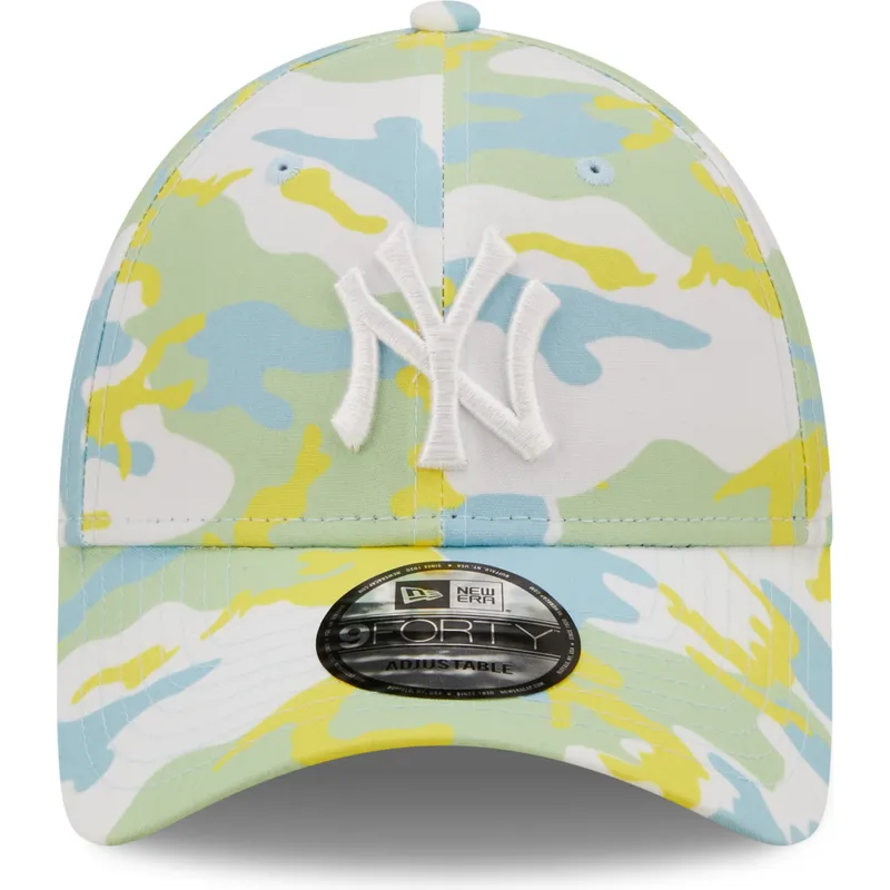 mutzen-gebogen-grun-verstellbares-band-9forty-all-over-print-seasonal-der-new-york-yankees-mlb-von-new-era
