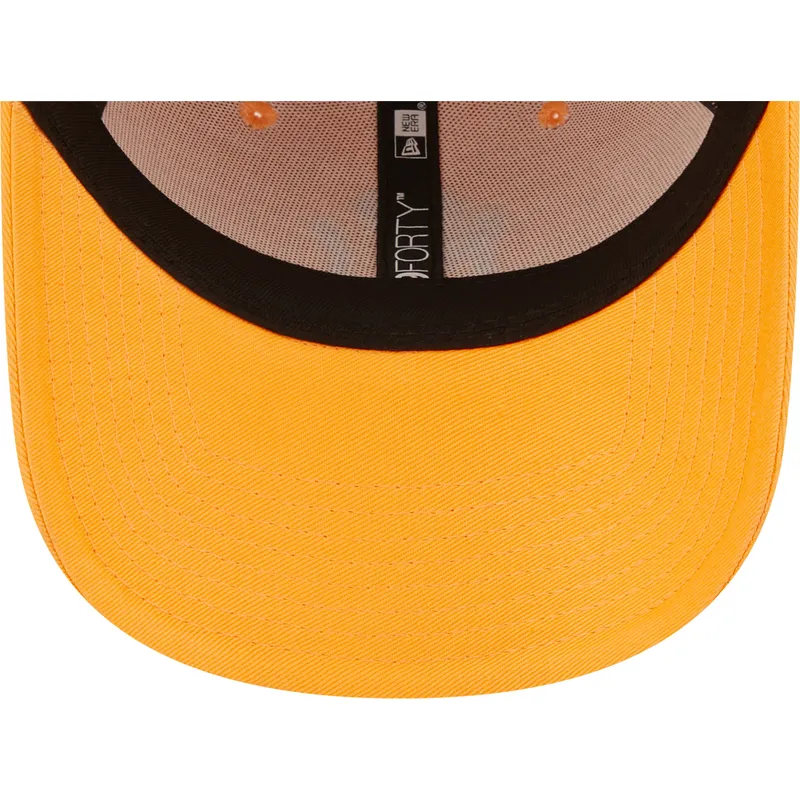 mutzen-gebogen-orange-verstellbares-band-claro-9forty-league-essential-der-new-york-yankees-mlb-von-new-era