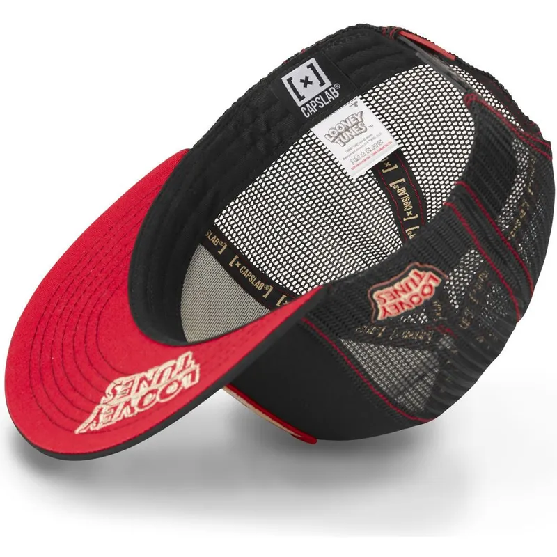 mutzen-flach-schwarz-snapback-kojote-looney-tunes-von-capslab