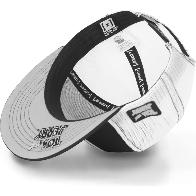 mutzen-flach-schwarz-snapback-tom-looney-tunes-von-capslab