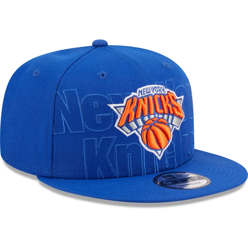 blaue-flache-snapback-kappe-9fifty-draft-edition-2023-der-new-york-knicks-nba-von-new-era