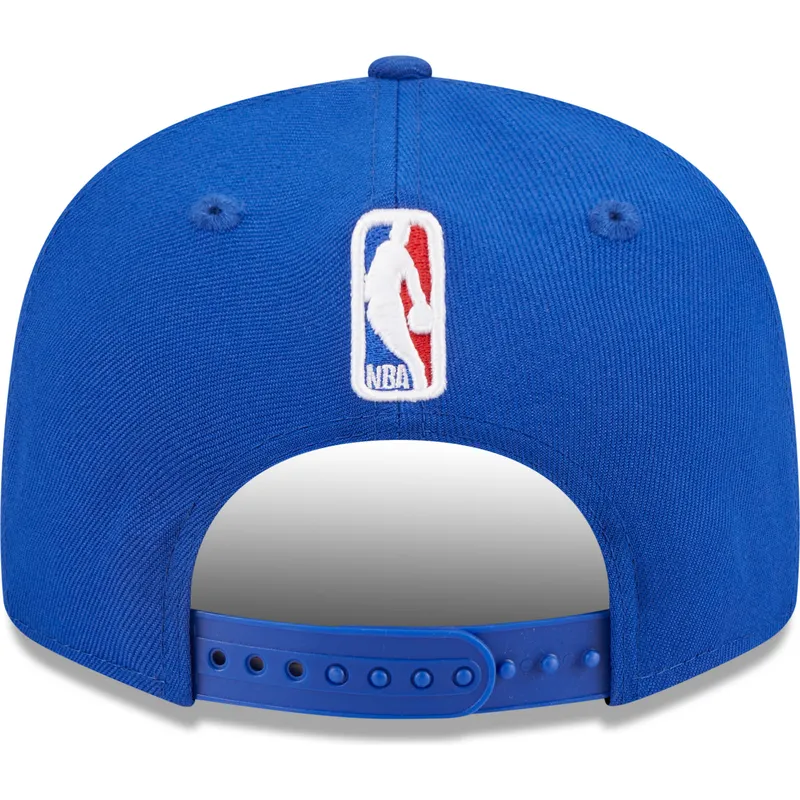 blaue-flache-snapback-kappe-9fifty-draft-edition-2023-der-new-york-knicks-nba-von-new-era