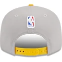 mutzen-flach-grau-snapback-9fifty-draft-edition-2023-der-los-angeles-lakers-nba-von-new-era
