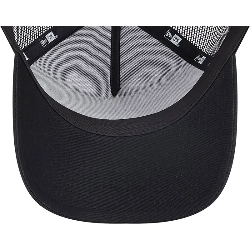 mutzen-gebogen-schwarz-snapback-a-frame-core-der-ac-milan-serie-a-von-new-era mutzen-gebogen-schwarz-snapback-a-frame-core-der-ac-milan-serie-a-von-new-era