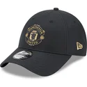mutzen-gebogen-schwarz-verstellbares-band-dorado-9forty-der-manchester-united-football-club-premier-league-von-new-era
