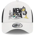 mutzen-gebogen-beige-snapback-a-frame-der-bugs-bunny-y-pato-lucas-looney-tunes-von-new-era