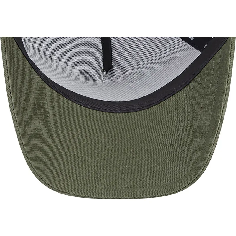 mutzen-gebogen-grun-snapback-a-frame-der-piolin-y-silvestre-looney-tunes-von-new-era