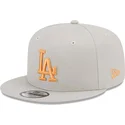 mutzen-flach-beige-snapback-9fifty-side-patch-der-los-angeles-dodgers-mlb-von-new-era