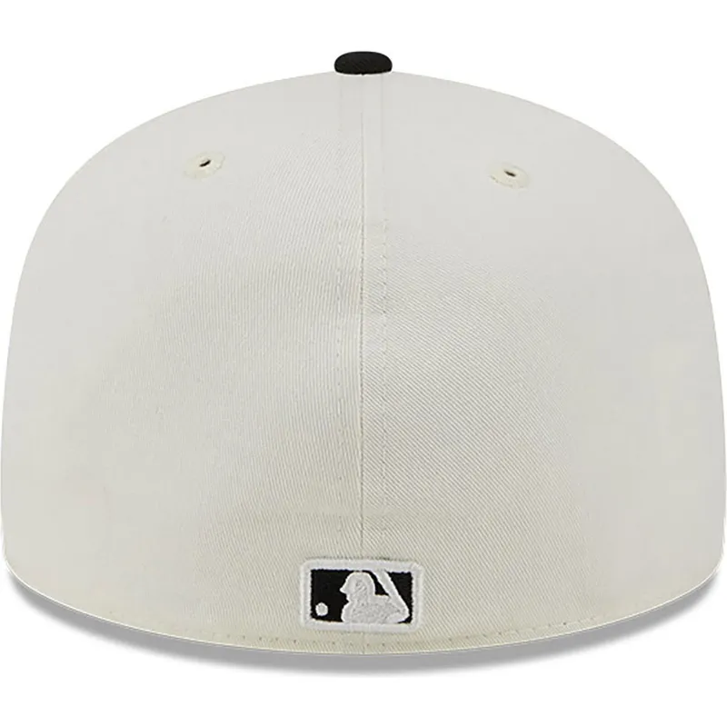 mutzen-flach-weiss-angepasst-59fifty-championships-der-new-york-yankees-mlb-von-new-era
