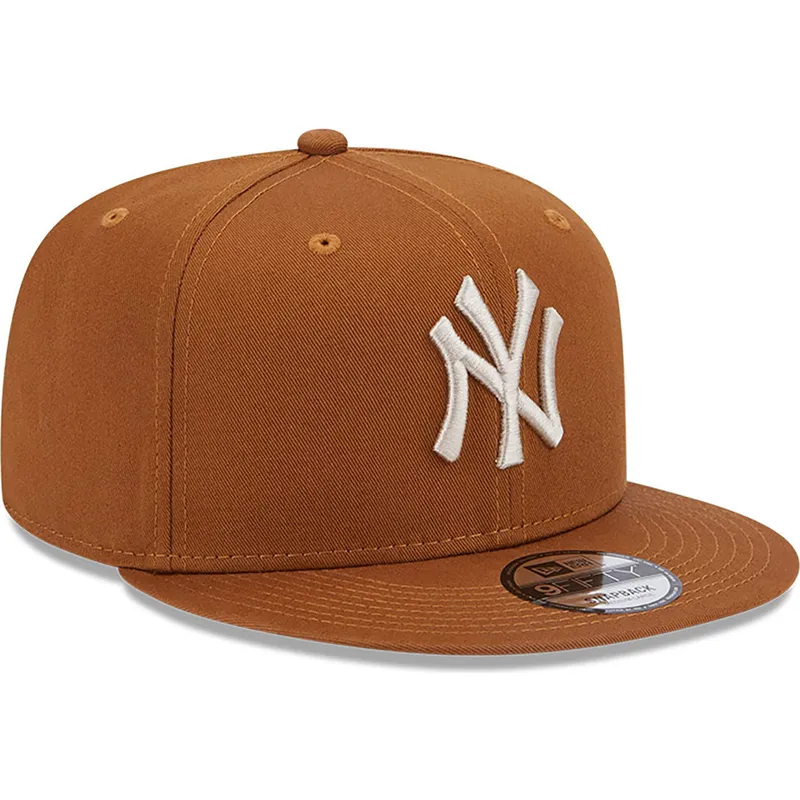 mutzen-flach-braun-snapback-9fifty-league-essential-der-new-york-yankees-mlb-von-new-era