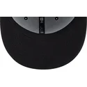 schwarze-snapback-kappe-mit-flachem-schirm-und-braunem-logo-9fifty-league-essential-der-new-york-yankees-mlb-von-new-era