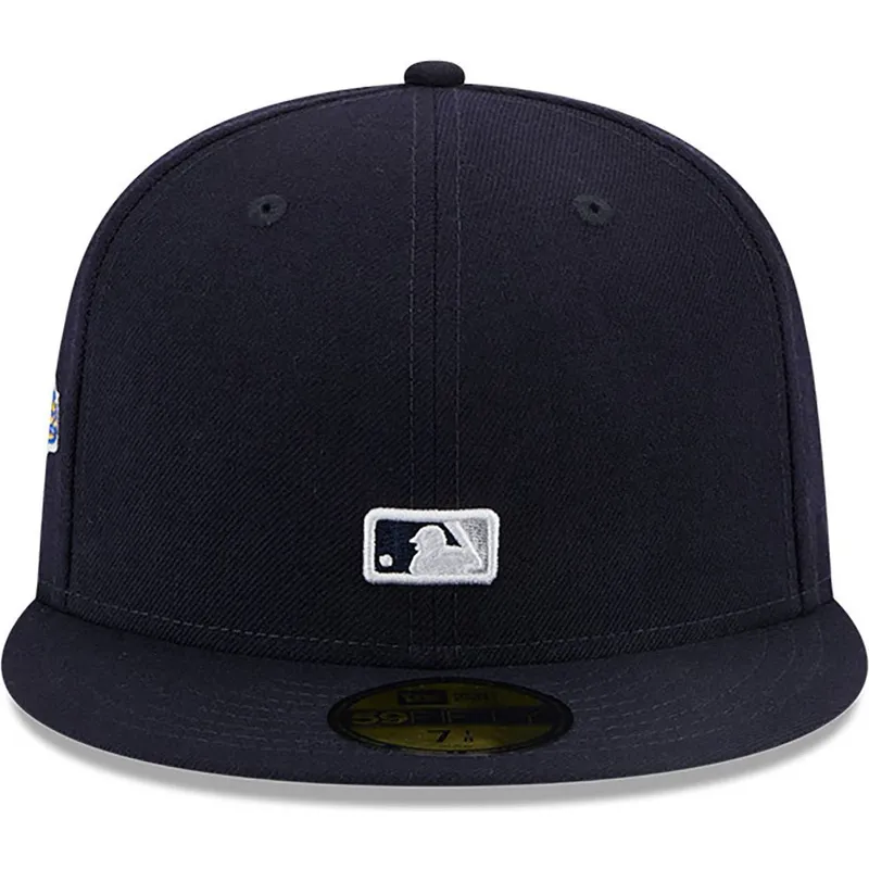 mutzen-flach-marineblau-angepasst-59fifty-reverse-der-new-york-yankees-mlb-von-new-era mutzen-flach-marineblau-angepasst-59fifty-reverse-der-new-york-yankees-mlb-von-new-era