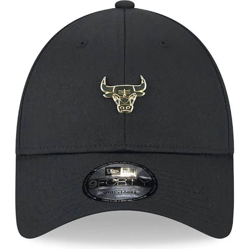mutzen-gebogen-schwarz-verstellbares-band-9forty-pin-der-chicago-bulls-nba-von-new-era