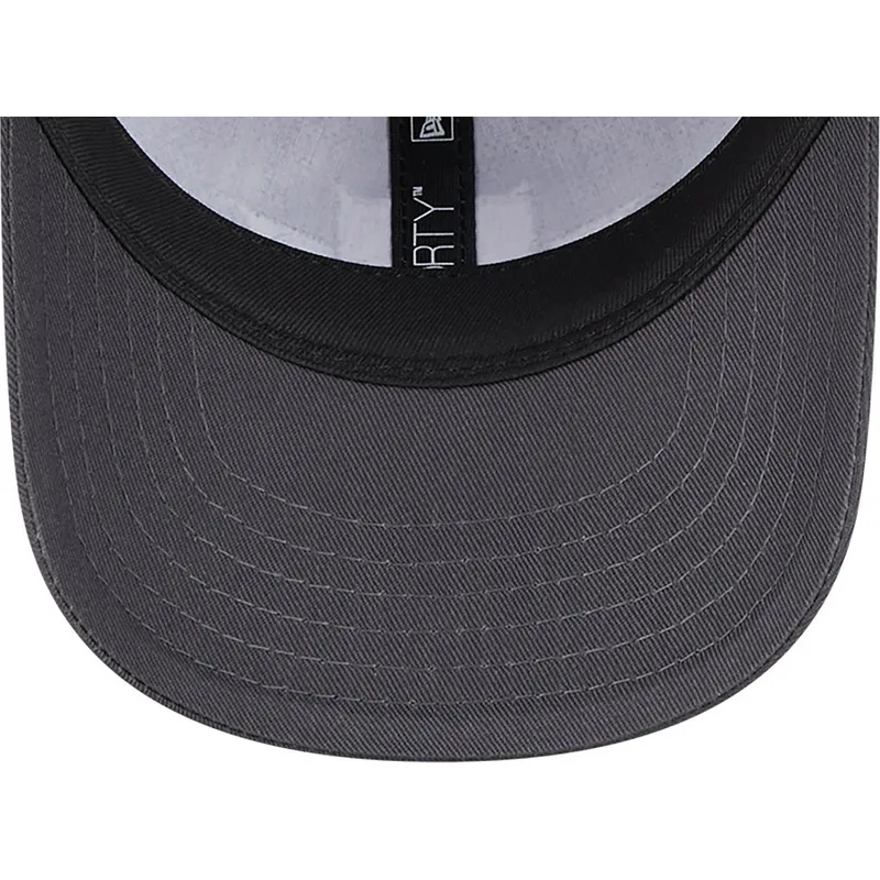 mutzen-gebogen-grau-verstellbares-band-fur-kinder-9forty-der-batman-dc-comics-von-new-era