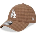 mutzen-gebogen-braun-verstellbares-band-9forty-flannel-der-los-angeles-dodgers-mlb-von-new-era