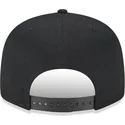 schwarze-snapback-kappe-mit-flachem-schirm-und-blauem-logo-9fifty-seasonal-infill-der-new-york-yankees-mlb-von-new-era