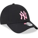 schwarze-verstellbare-kappe-mit-gebogenem-schirm-und-rosa-logo-9forty-neon-new-york-yankees-mlb-von-new-era