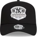 mutzen-gebogen-schwarz-snapback-a-frame-patch-der-new-york-yankees-mlb-von-new-era