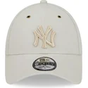 beige-verstellbare-kappe-mit-gebogenem-schirm-und-beigem-logo-9forty-washed-canvas-der-new-york-yankees-mlb-von-new-era