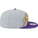 graue-und-violette-flatcap-snapback-9fifty-tip-off-2023-der-los-angeles-lakers-nba-von-new-era