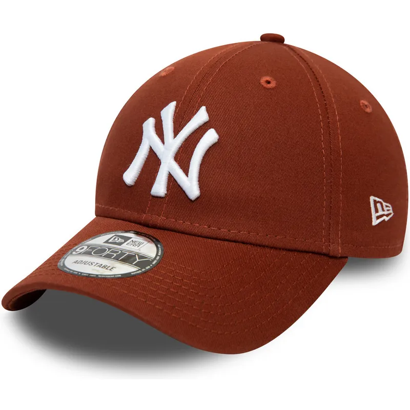 mutzen-gebogen-braun-verstellbares-band-9forty-league-essential-der-new-york-yankees-mlb-von-new-era