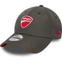 schwarze-verstellbare-curved-cap-9forty-ripstop-von-ducati-motor-motogp-von-new-era