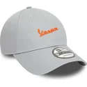 mutzen-gebogen-grau-verstellbares-band-9forty-seasonal-colour-der-vespa-piaggio-von-new-era