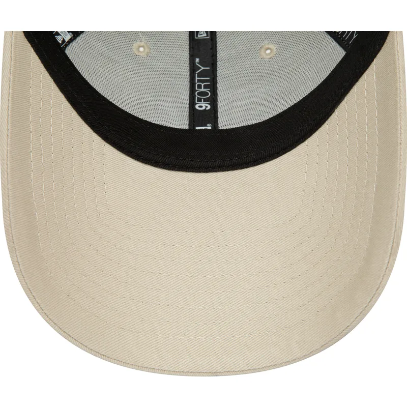 verstellbare-beige-damen-kappe-mit-gebogenem-schirm-9forty-flower-der-new-york-yankees-mlb-von-new-era