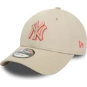 beige-verstellbare-curved-cap-9forty-team-outline-der-new-york-yankees-mlb-von-new-era