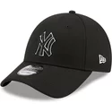 new-era-curved-brim-black-logo-9forty-pop-outline-new-york-yankees-mlb-black-adjustable-cap