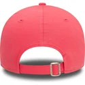 verstellbare-rosa-gebogene-kappe-mit-rosa-logo-9forty-league-essential-der-new-york-yankees-mlb-von-new-era
