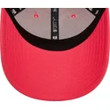 verstellbare-rosa-gebogene-kappe-mit-rosa-logo-9forty-league-essential-der-new-york-yankees-mlb-von-new-era