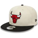 beige-und-schwarze-snapback-kappe-9fifty-logo-der-chicago-bulls-nba-von-new-era