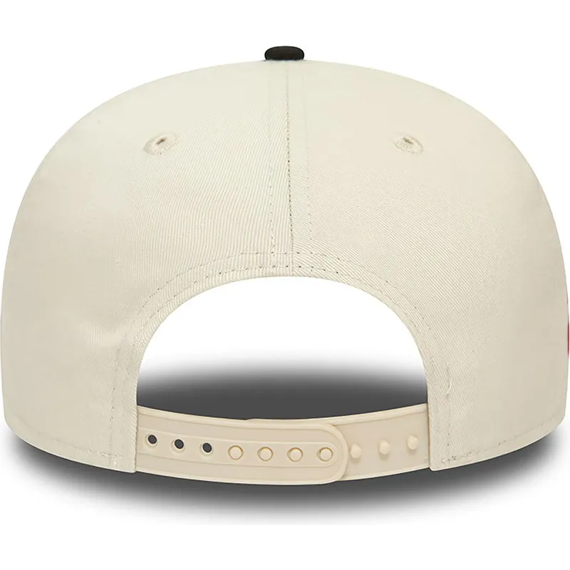 beige-und-schwarze-flache-snapback-kappe-9fifty-logo-der-chicago-bulls-nba-von-new-era