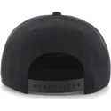 schwarze-snapback-kappe-mit-flachem-schirm-und-schwarzem-new-york-yankees-mlb-logo-von-47-brand-sure-shot