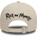 beige-verstellbare-curved-cap-9forty-character-morty-smith-rick-und-morty-von-new-era