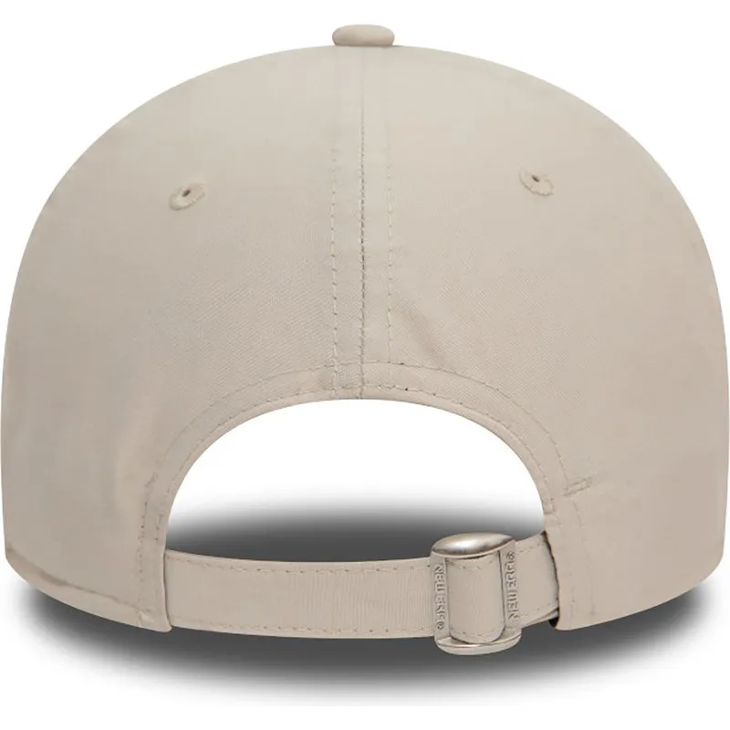 beige-verstellbare-curved-cap-9forty-flawless-der-new-york-yankees-mlb-von-new-era