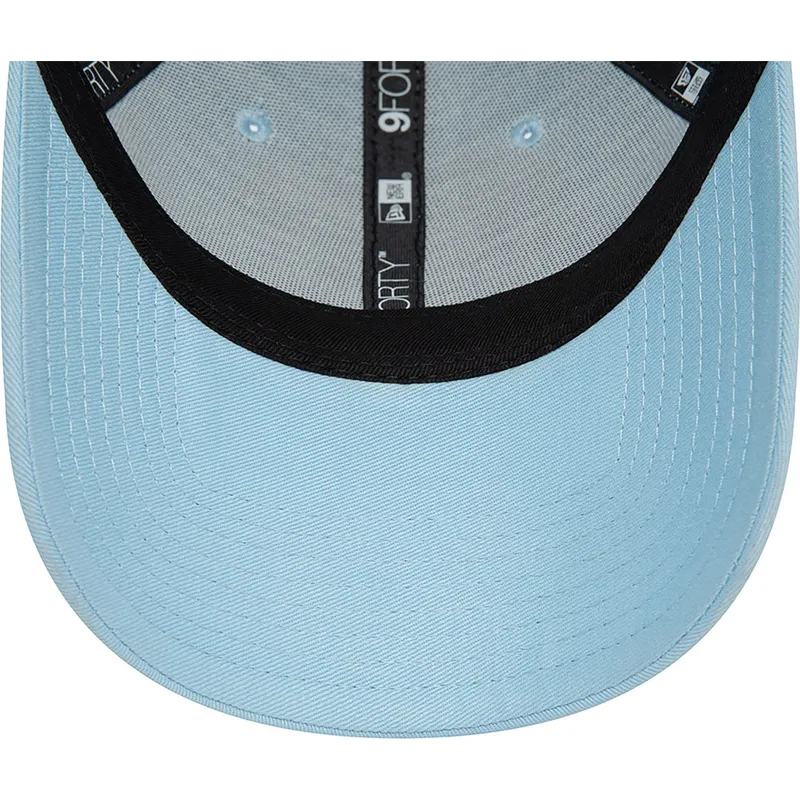 hellblaue-verstellbare-curved-cap-9forty-essential-von-new-era