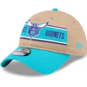 braune-und-blaue-verstellbare-curved-cap-9twenty-draft-2024-der-charlotte-hornets-nba-von-new-era