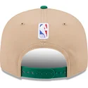 braune-und-grune-flache-snapback-kappe-9fifty-draft-2024-von-boston-celtics-nba-von-new-era