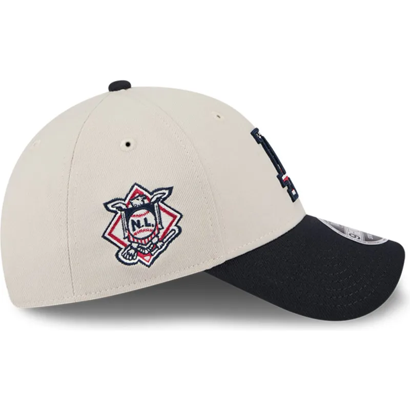 beige-und-marineblaue-snapback-kappe-9forty-stretch-snap-4th-of-july-der-los-angeles-dodgers-mlb-von-new-era