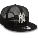 new-era-flat-brim-9fifty-embroidered-mesh-new-york-yankees-mlb-black-trucker-hat