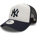 new-era-mlb-new-york-yankees-world-series-a-frame-trucker-cap-in-weiss-und-marineblau