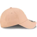 mutzen-gebogen-beige-verstellbares-band-9forty-seasonal-der-mclaren-racing-formula-1-von-new-era