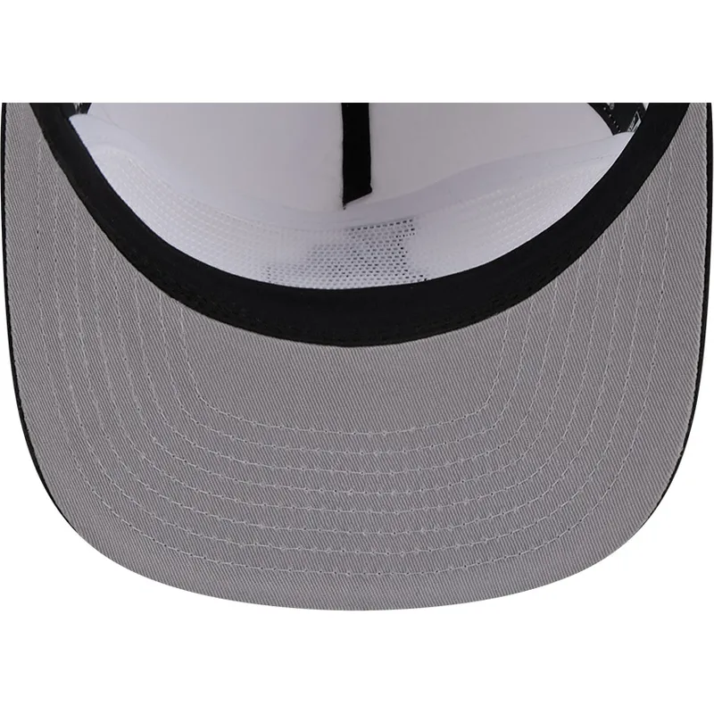 weisse-und-schwarze-gebogene-snapback-kappe-golfer-chrome-logo-der-los-angeles-dodgers-mlb-von-new-era